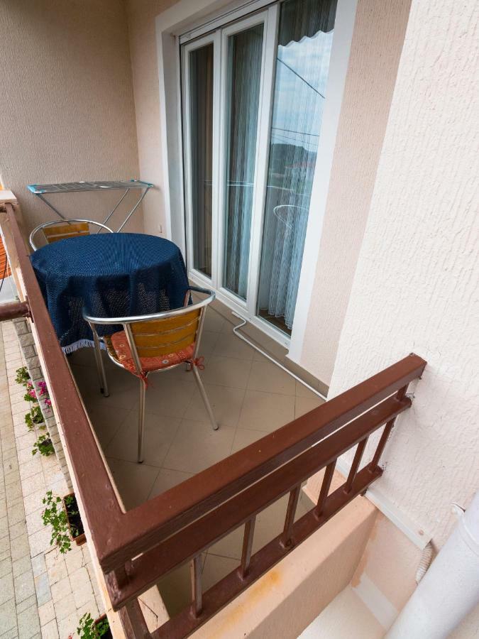 689 Banjol Apartment Exterior foto